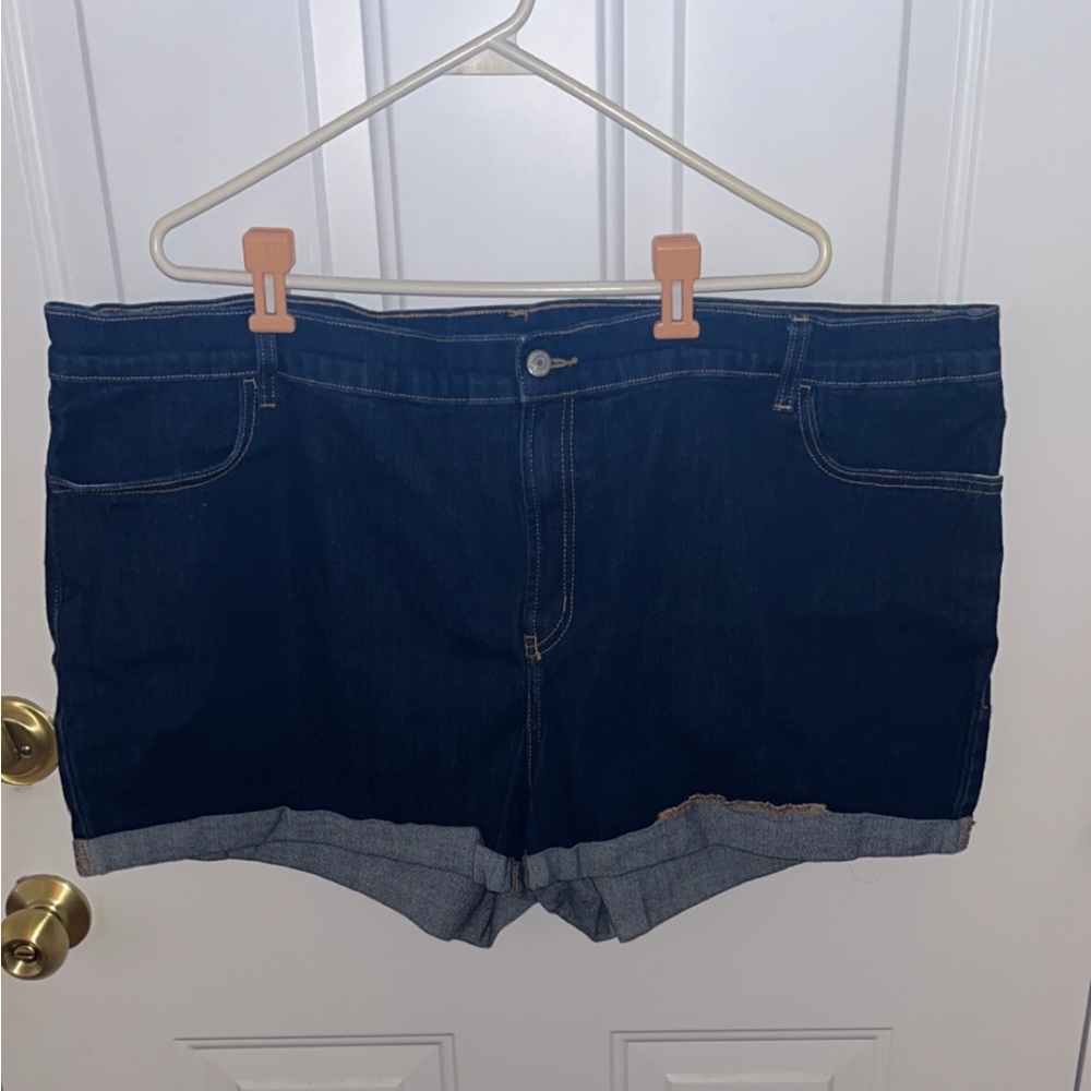 Old Navy Women's Jean Shorts-Size 24